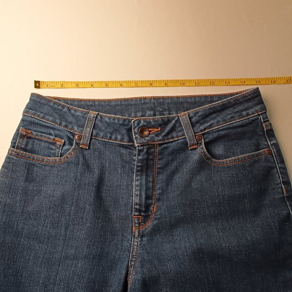 L.L. Bean Favorite Fit Jeans Size 8 Tall Mid Rise Boot Cut Medium Wash - Picture 7 of 10